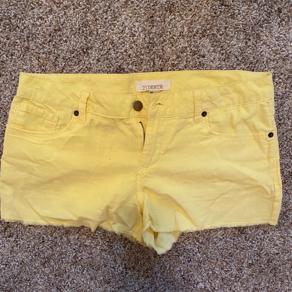 Fun yellow shorts!